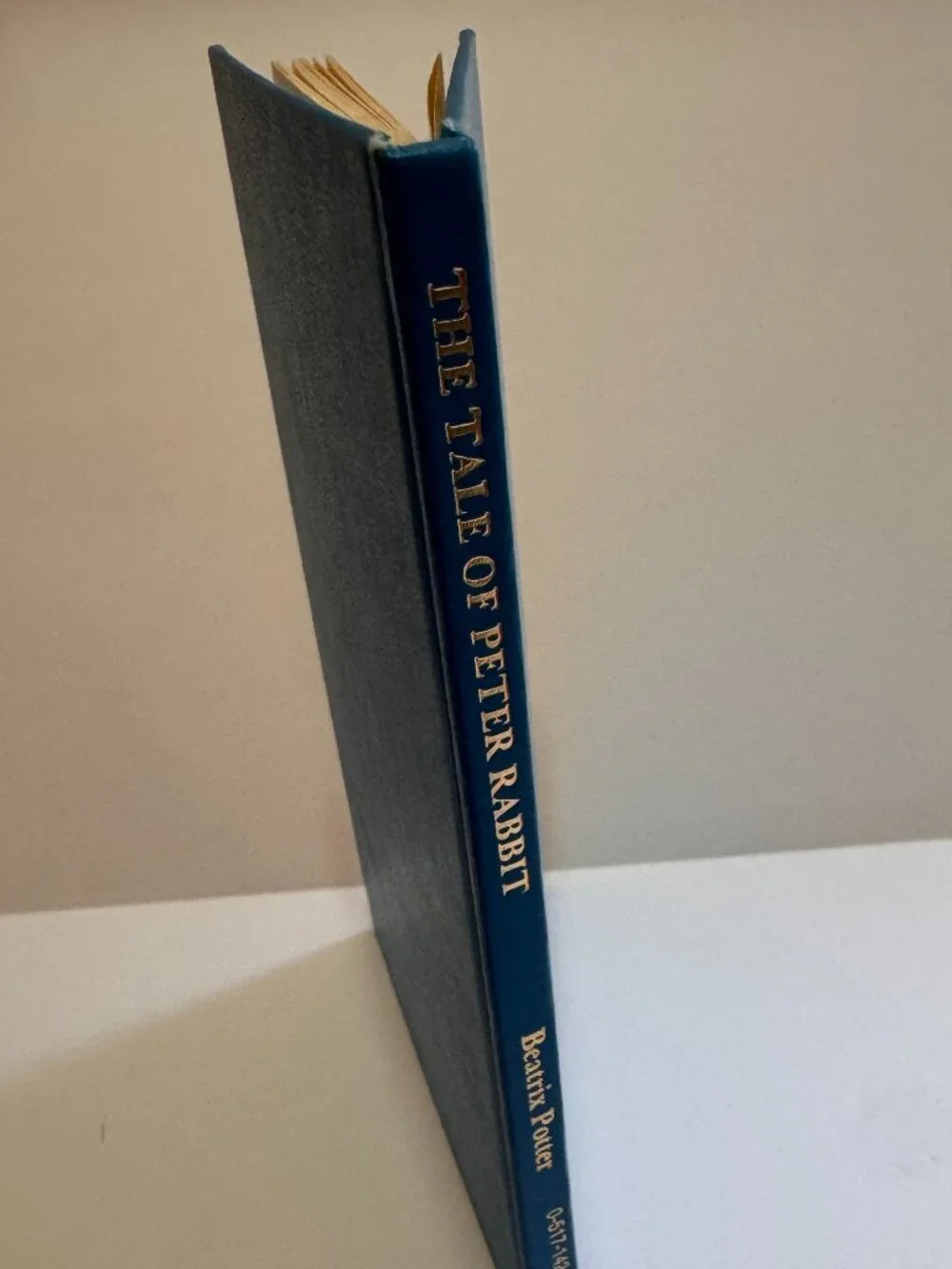 Beatrix Potter The Tale of Peter Rabbit Hardcover Dust Jacket Avenel Books 1988
